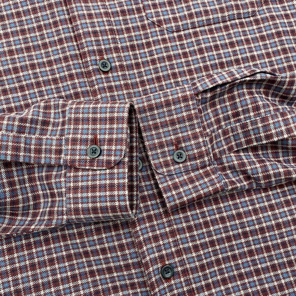 LL Bean Button Up Shirt Slightly Fitted Cotton WorkwearRed Blue Plaid Mens XL - Picture 5 of 10